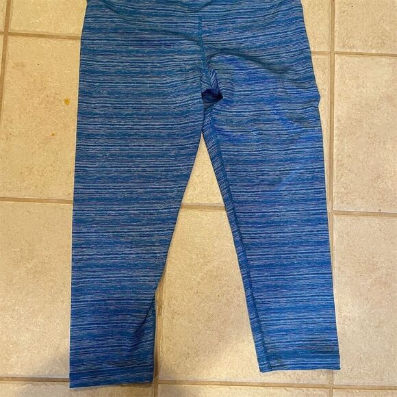 90 Degree by Reflex Women's Capri Leggings Large Light Blue Activewear - Picture 1 of 6